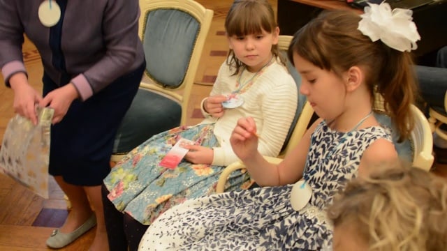 Дети на Празднике Книги в Москве.